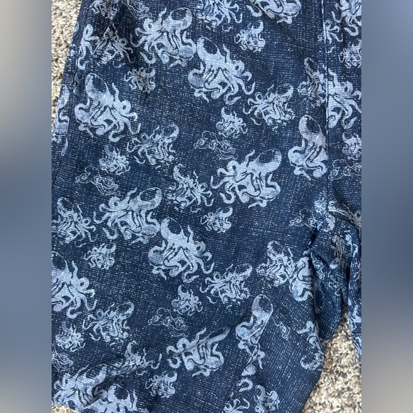 Sperry Men’s Hybrid Golf Shorts Octopus Pattern size 28 - Picture 2 of 8